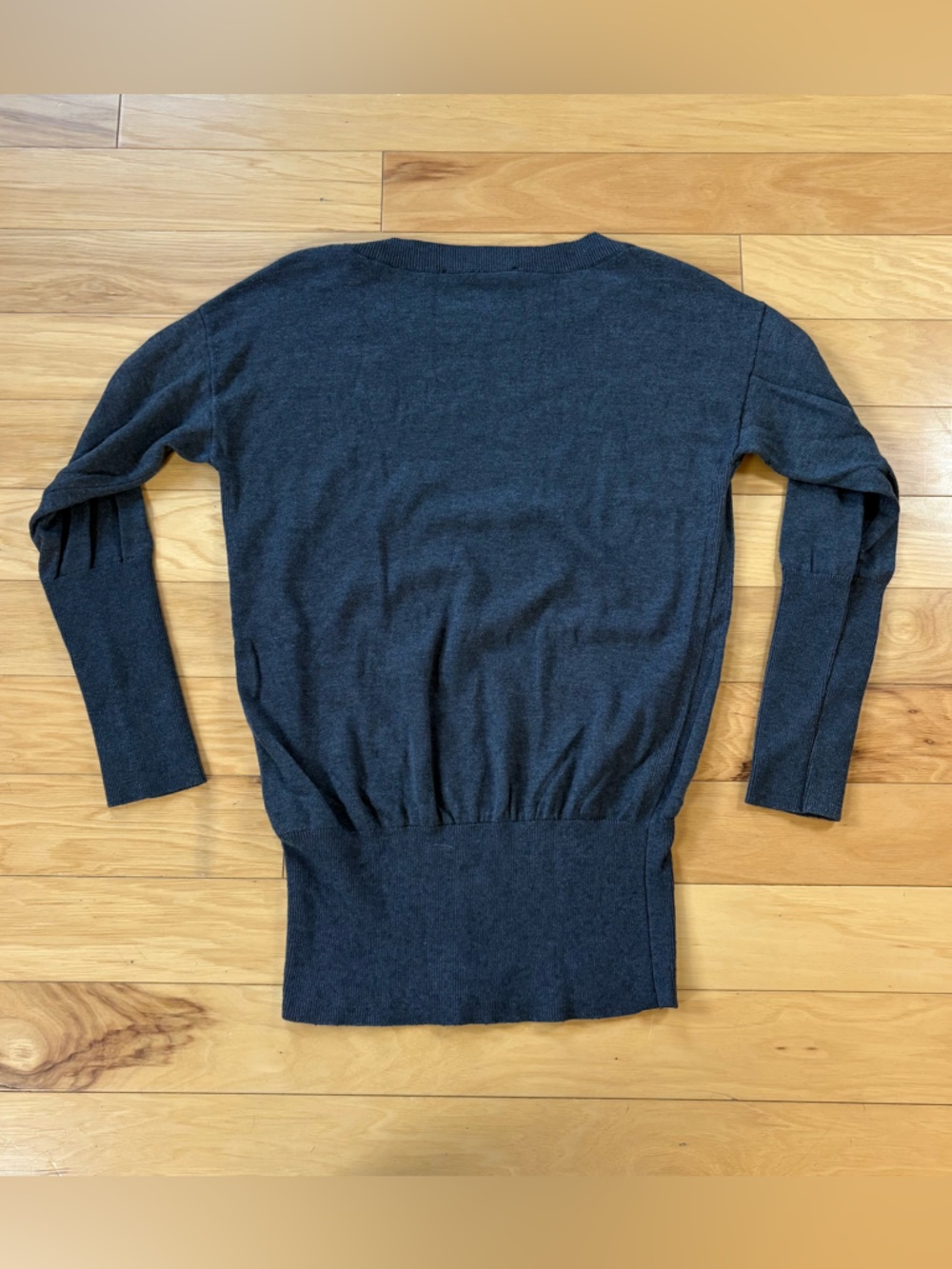 White House Black Market Sweater Womens Sz S Gray Banded Bottom Cashmere Blend - Picture 7 of 7